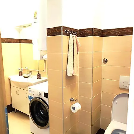 La Harmony Garden With Jacuzzi Apartment Split
