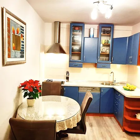 Apartment La Harmony Garden With Jacuzzi Split