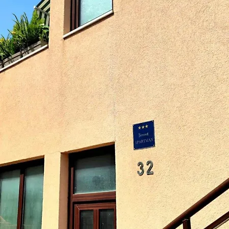 Apartment La Harmony Garden With Jacuzzi